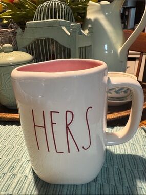 Rae Dunn “HERS” Mug